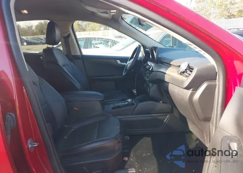 2020 Ford Escape Titanium from USA, damaged, VIN 1FMCU9J9XLUB17791